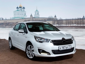 Citroen C4 седан