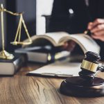 Юридическая компания «Право»